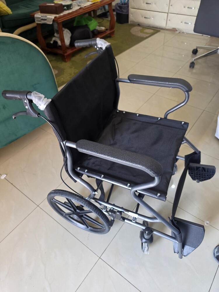Wherlchair brand new - 3