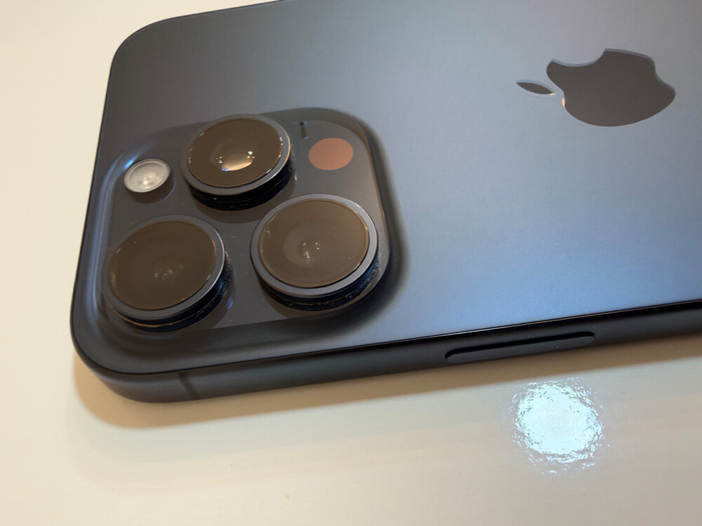 iPhone 15 Pro Max US original  1T - 2