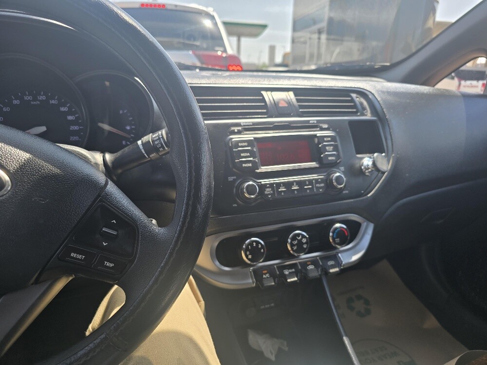 kia rio 2013 - 1