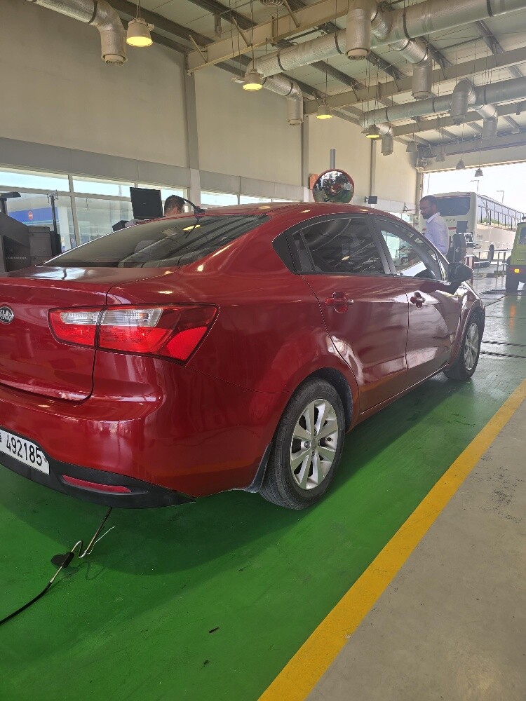 kia rio 2013 - 4