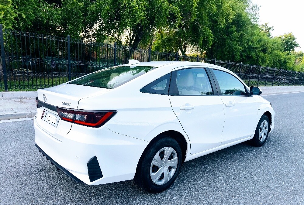 TOYOTA YARIS 2024 - 11