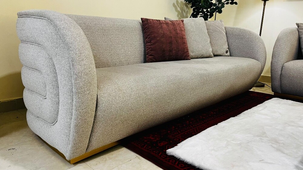Luxurious Midas branded full Sofa s - 5