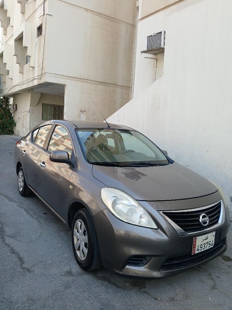 Nissan sunny 2012 for sale. 1.5L - 5