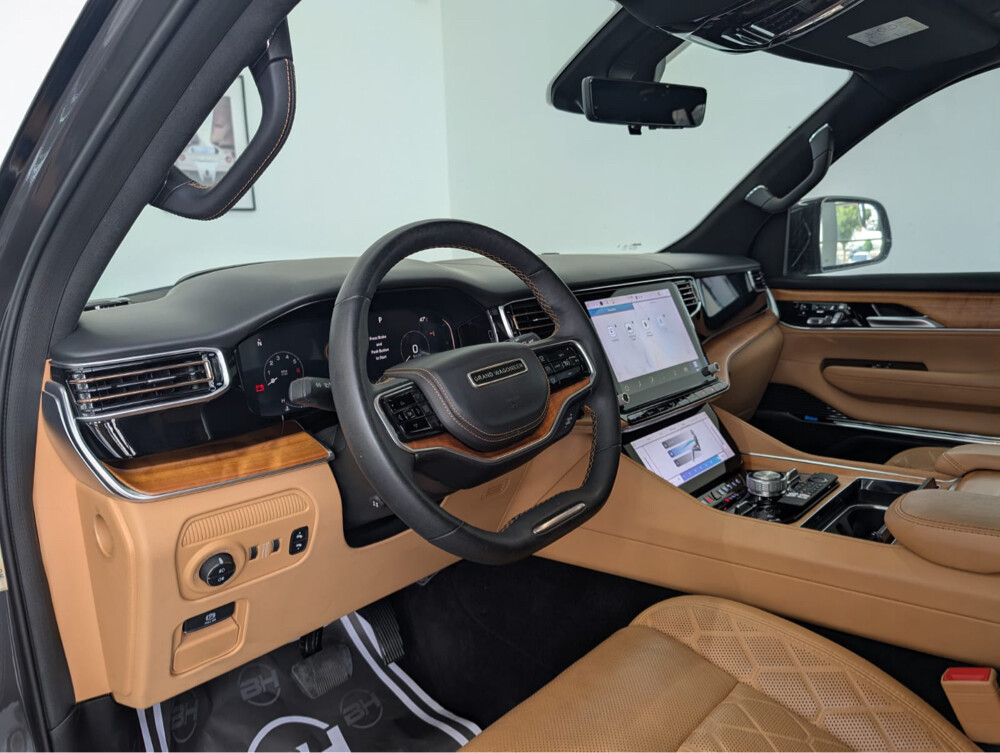 2023 Jeep Grand Wagoneer  - 9