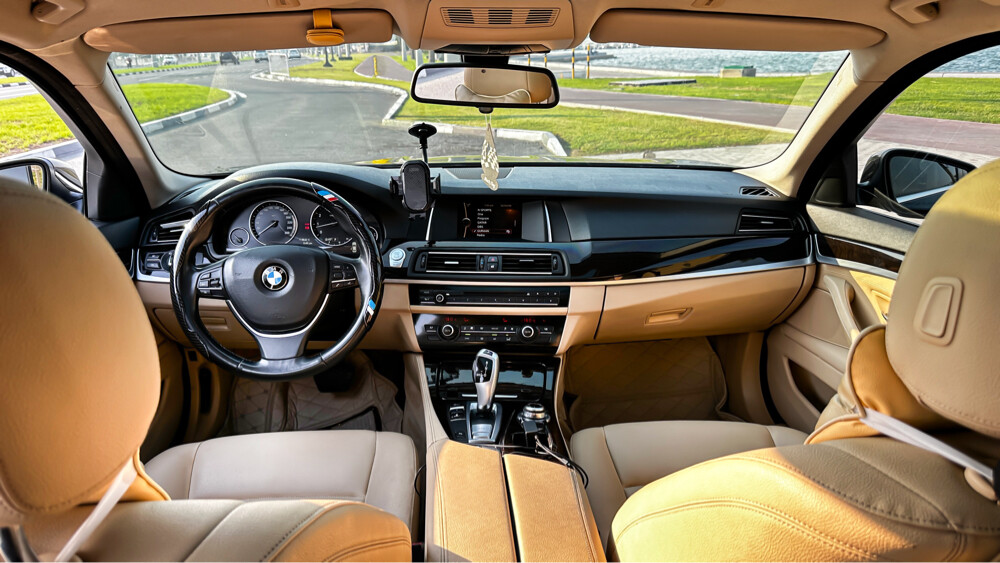 bmw 520i model 2014 , 216k km - 4