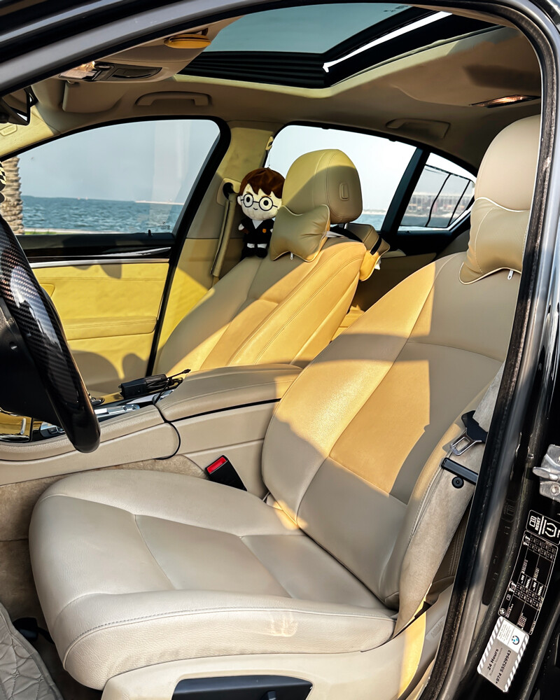 bmw 520i model 2014 , 216k km - 10