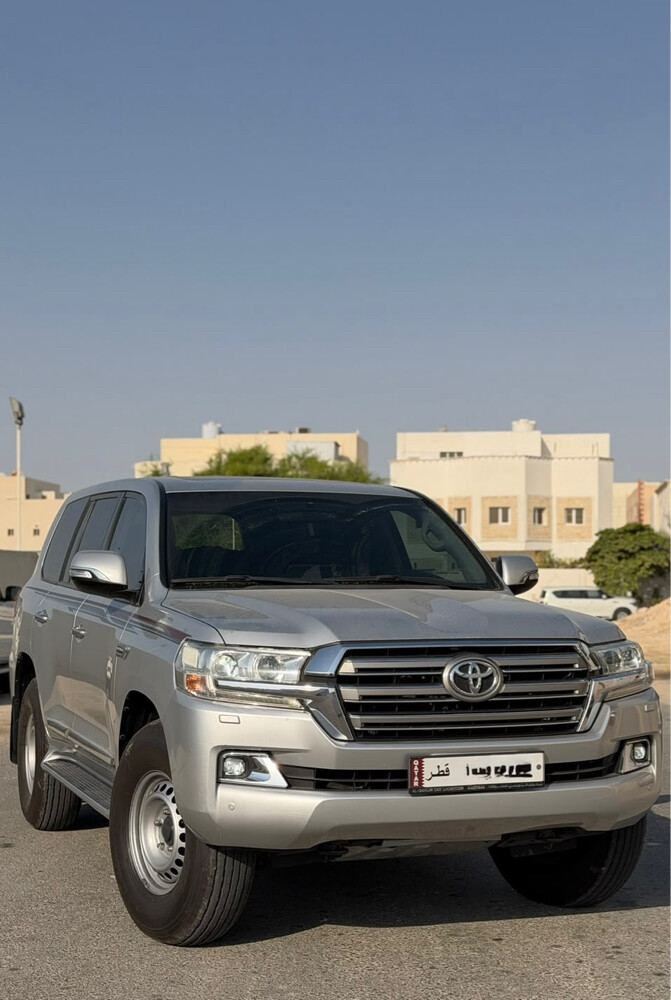 TOYOTA LAND CRUISER  - 1