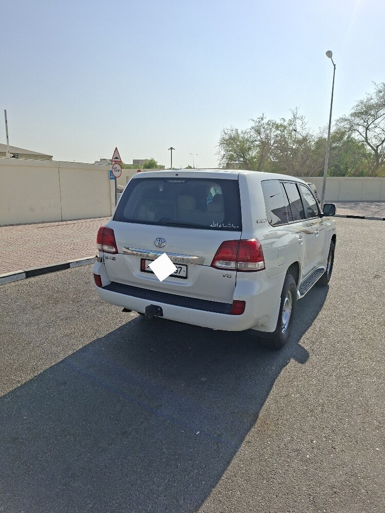 Land Cruiser - 4