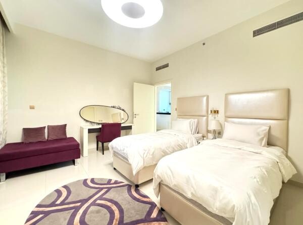 BEACHFRONT 2BR+BALCONY & AMENITIES - 6