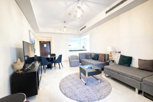BEACHFRONT 2BR+BALCONY & AMENITIES - 2