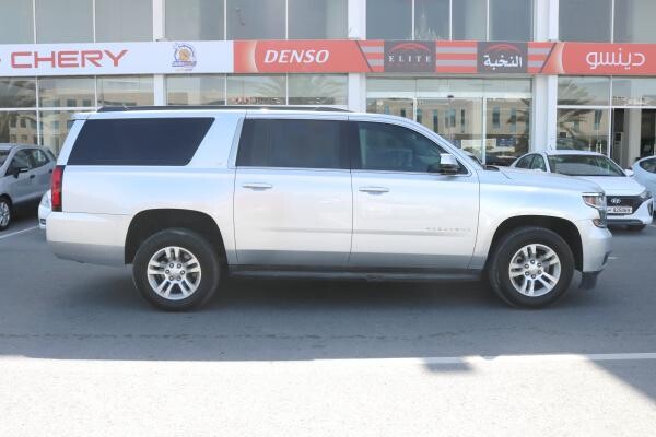 Chevrolet SUBURBAN - LS - 4