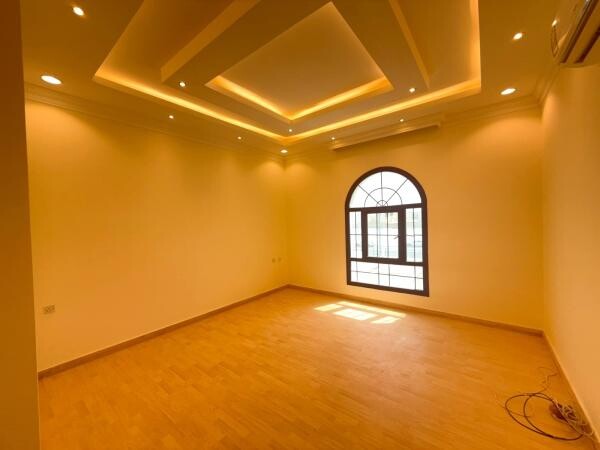 5BR CORNER VILLA - AL KHEESA - 4