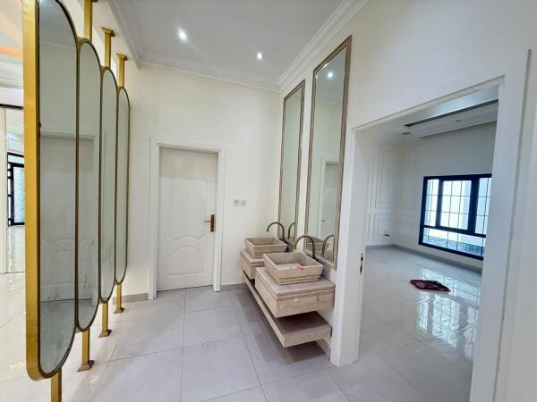 5BR CORNER VILLA - AL KHEESA - 13