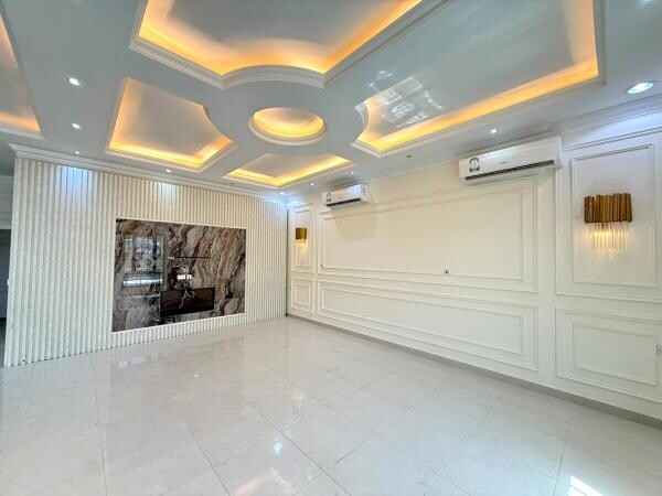 5BR CORNER VILLA - AL KHEESA - 9