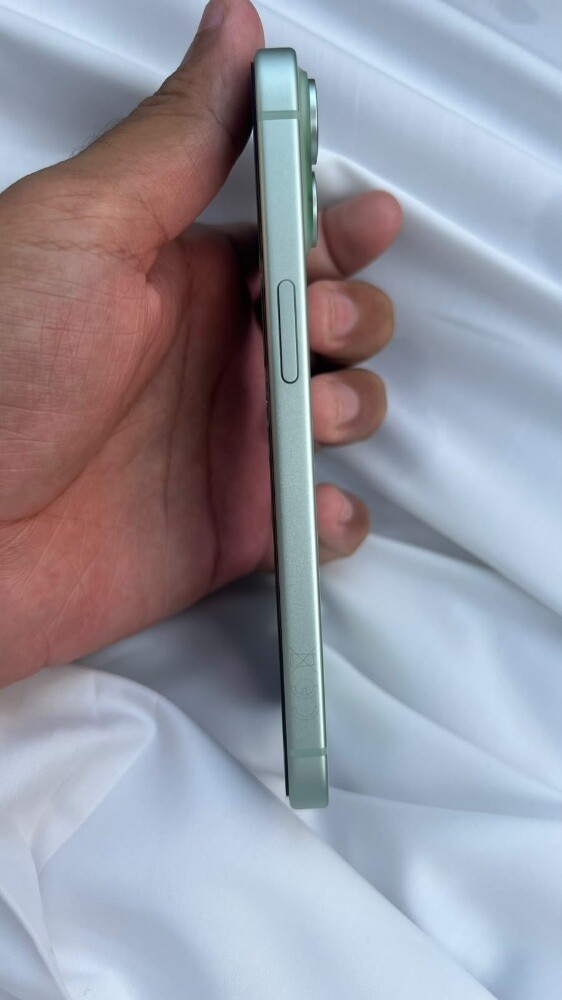 iPhone 15 - 10