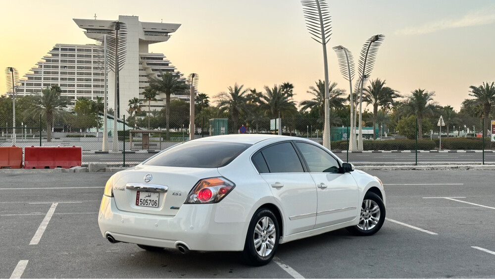nissan altima 2.5s - 9