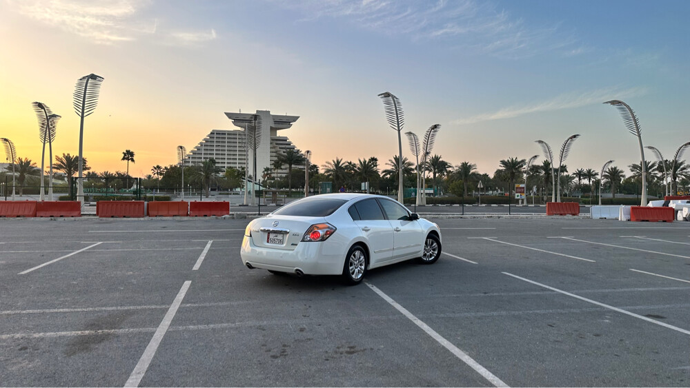 nissan altima 2.5s - 8