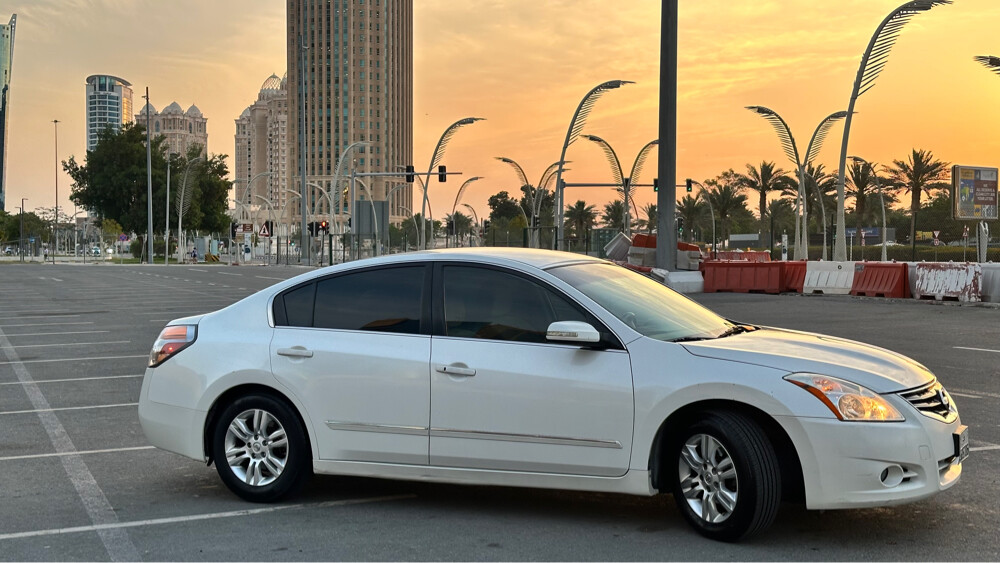 nissan altima 2.5s - 3