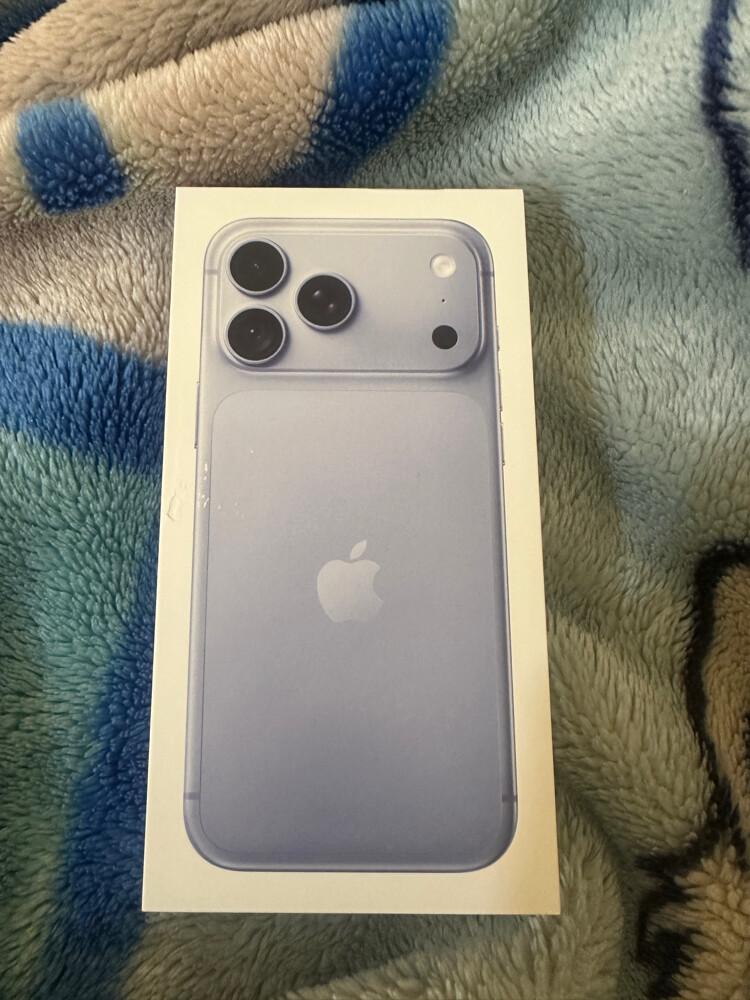 iPhone 18 Pro Max glacier new - 1