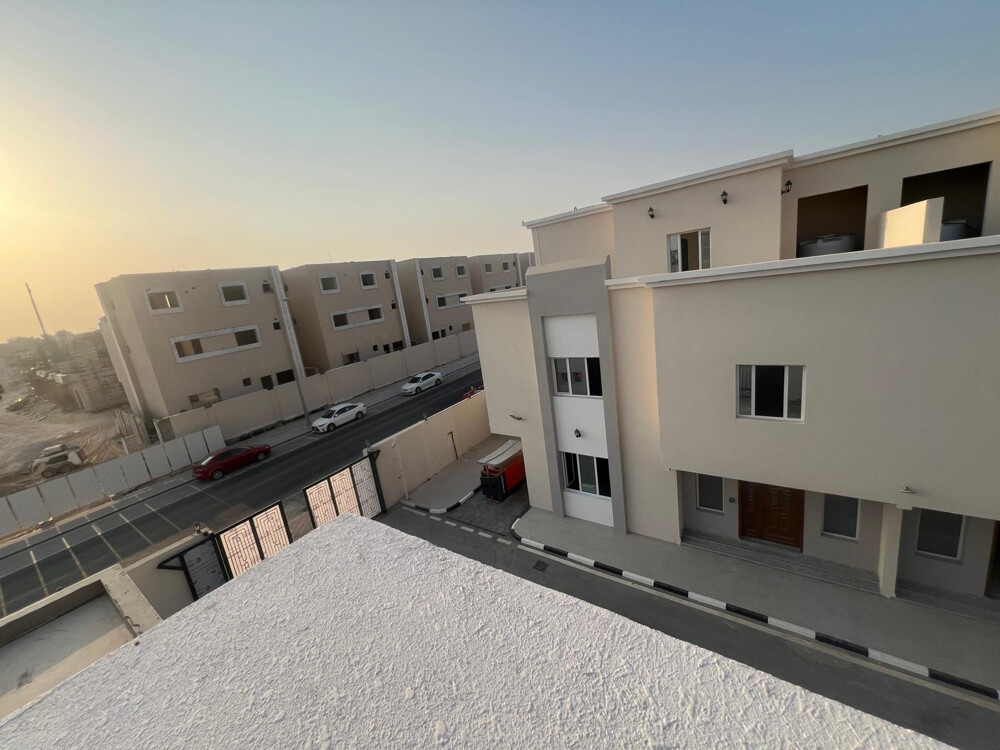 فلل اول ساكن إيجار في المرخية - 2
