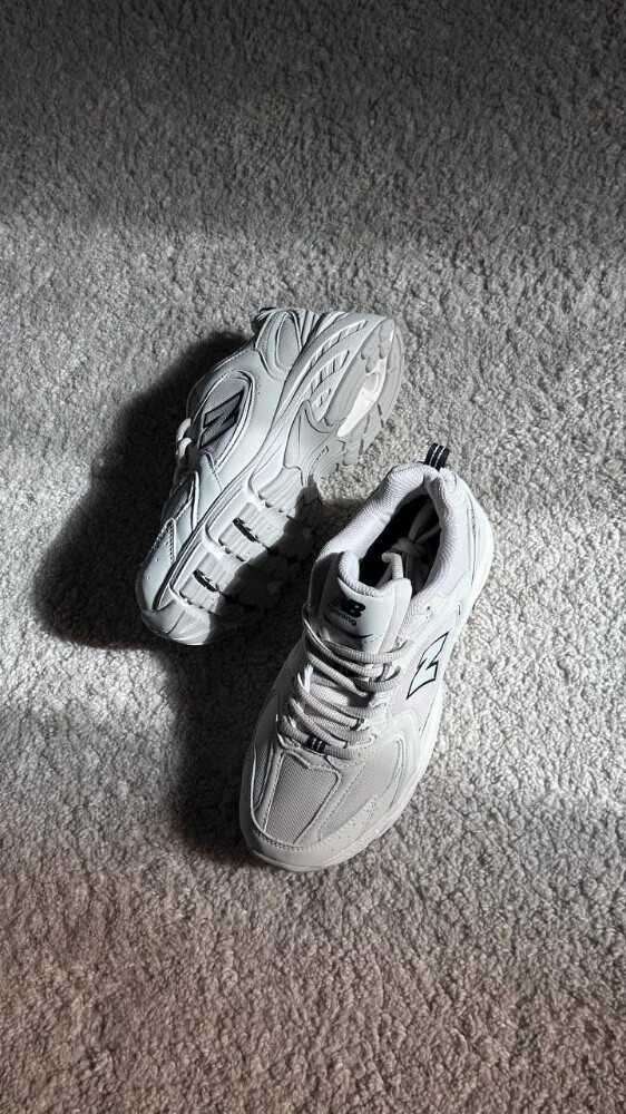 New Balance 530 Ivory

36 37 38 - 6