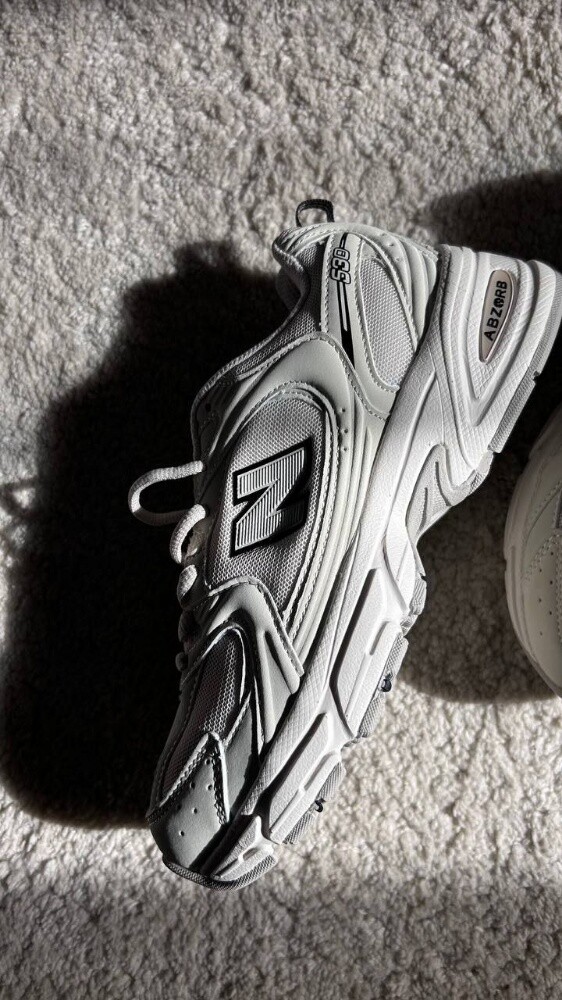 New Balance 530 Ivory

36 37 38 - 7