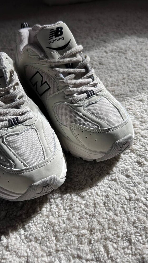 New Balance 530 Ivory

36 37 38 - 1