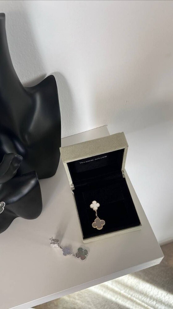 Van Cleef Magic Alhambra Earrings - 2