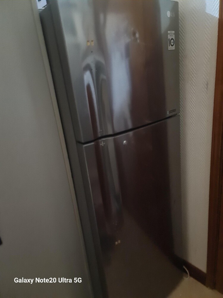 LG refrigerator - 1