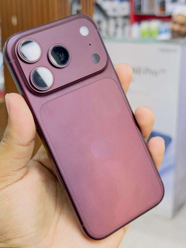 IPhone 18 Pro  Only 4 CCycle  - 4