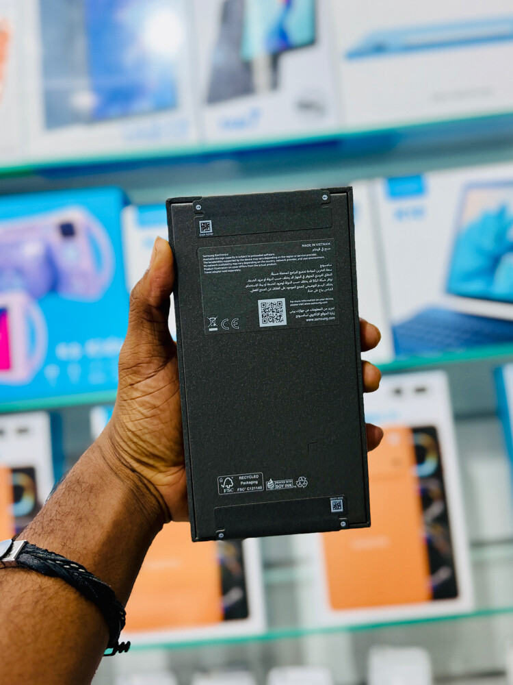Samsung Galaxy S26 ultra  - 6