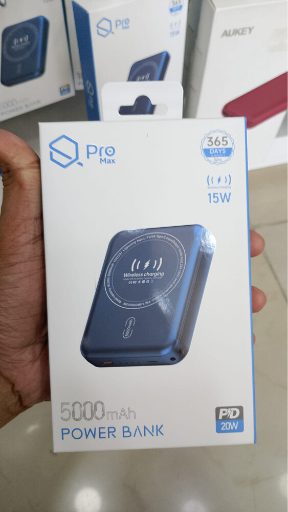 wireless powerbank and wired - 1