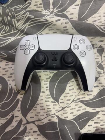 ps5 controller  - 1
