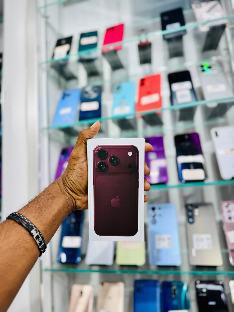 iPhone 18 Pro  - 3