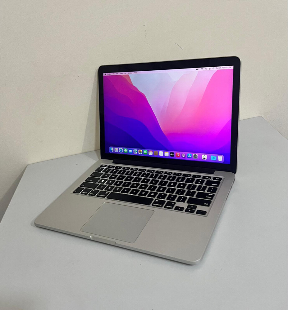 MacBook Pro 2015 Core i5 | USA  - 4