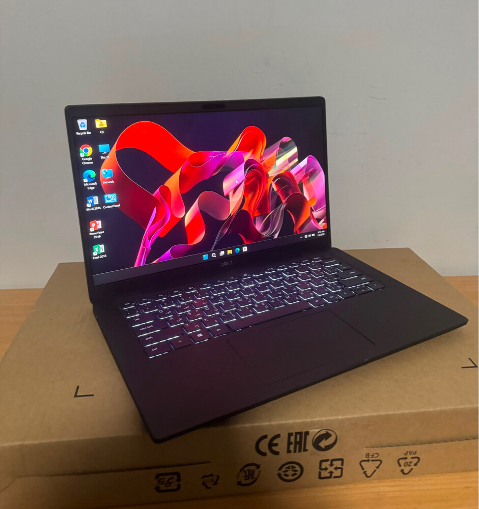 Dell Latitude 7400 USA orignal  - 1