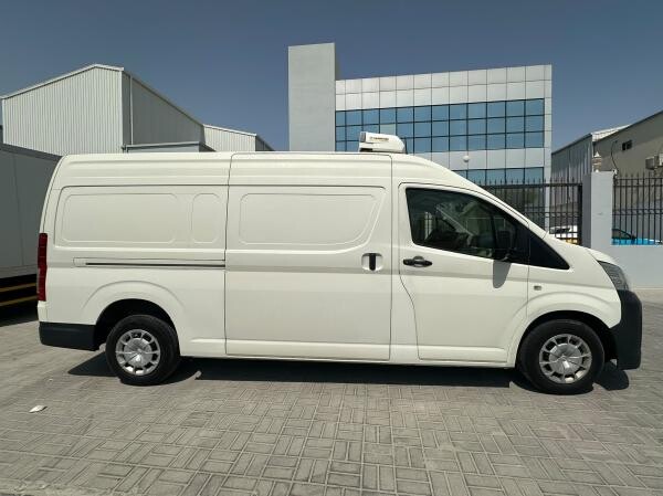 2023 - MODEL HIACE - 2