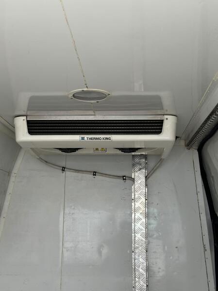 2023 - MODEL HIACE - 3