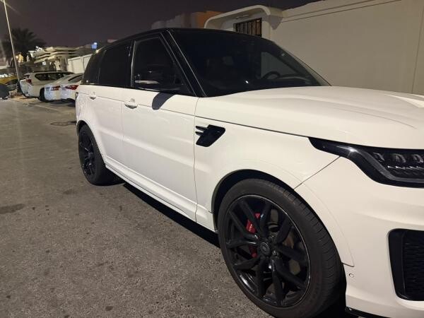 RANGE ROVER SPORT SVR - 2