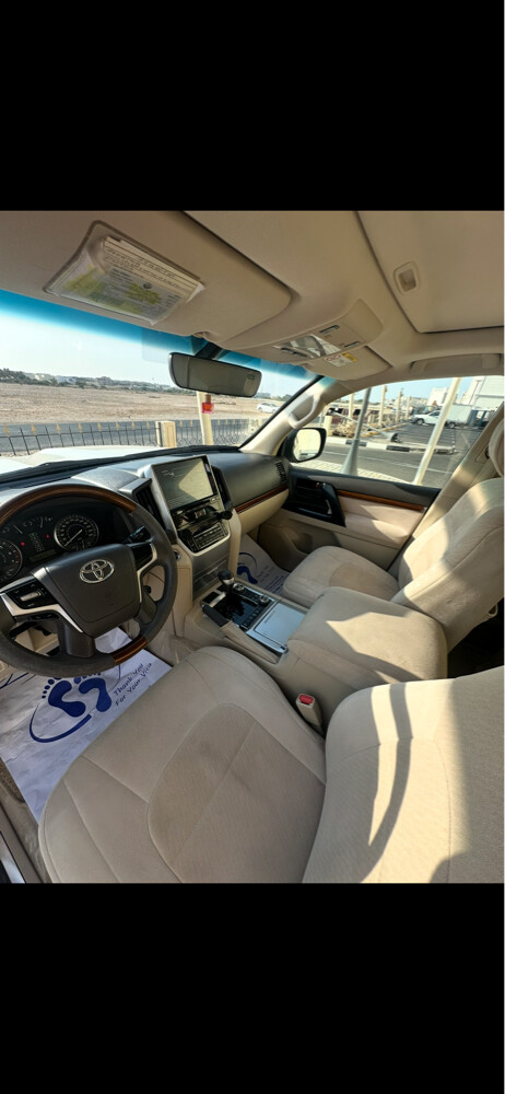 ‏land cruiser  - 3