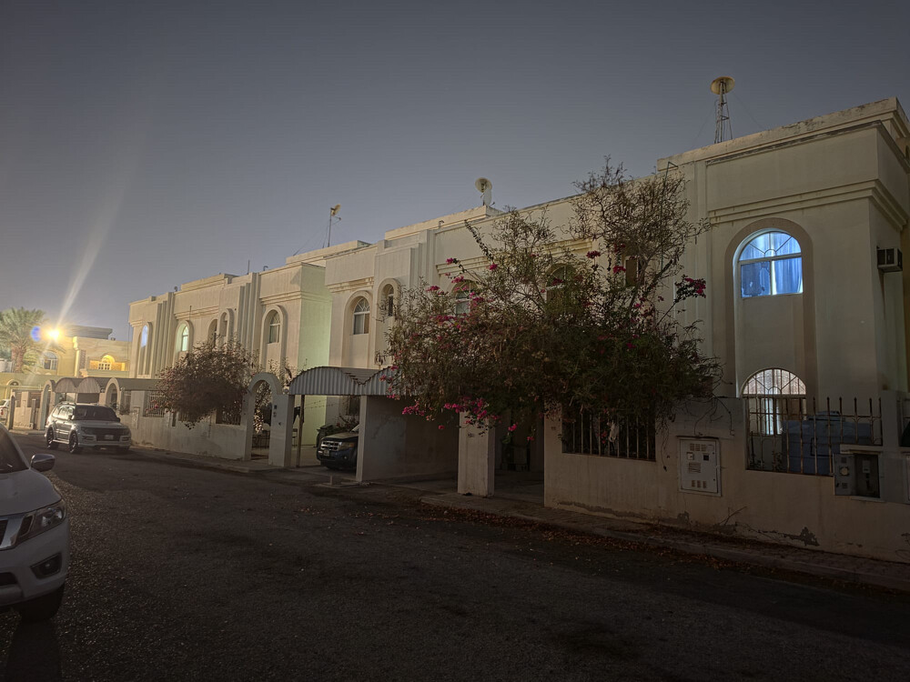 للبيع مجمع فلل - مدينة خليفة الشم - 3
