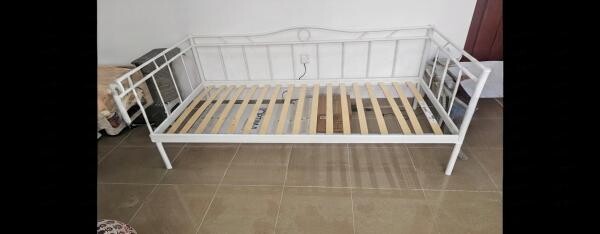 SINGLE BED WITH MATRESS - 4