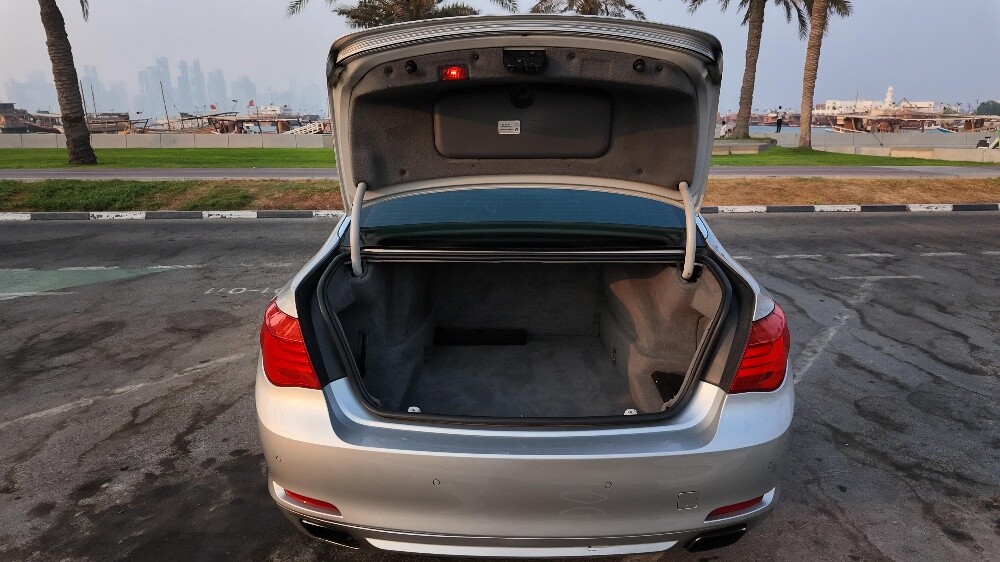 bmw 740 li 2024 - 13