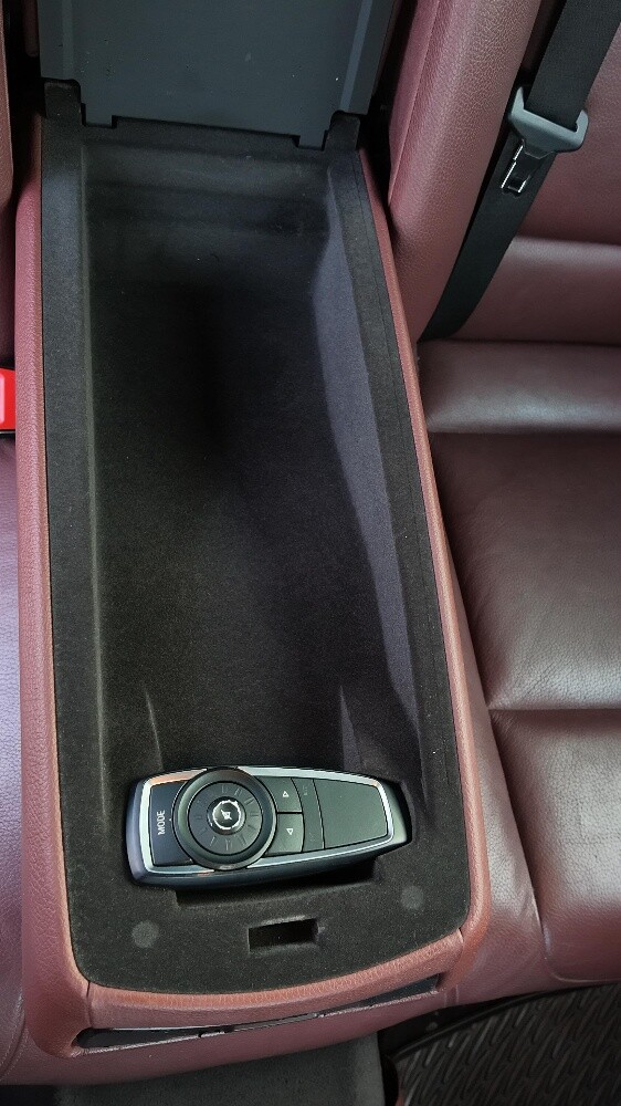 bmw 740 li 2024 - 11