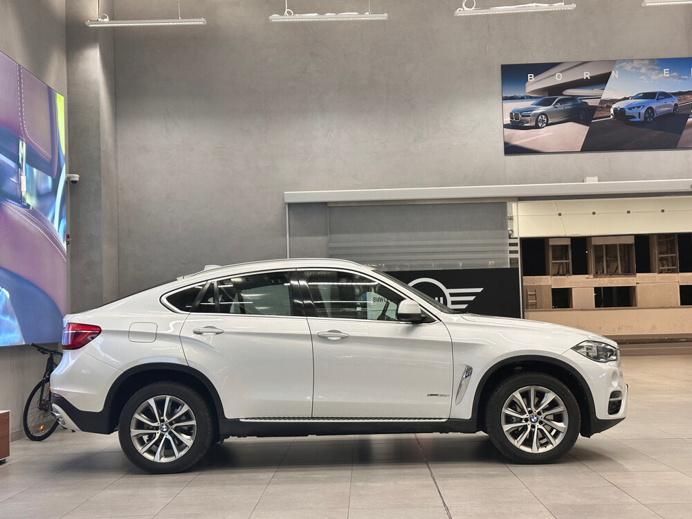BMW X6 35i 2018 - 9