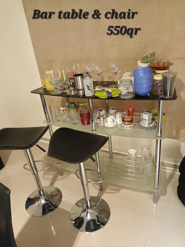 Bar table and chair for sale - 1