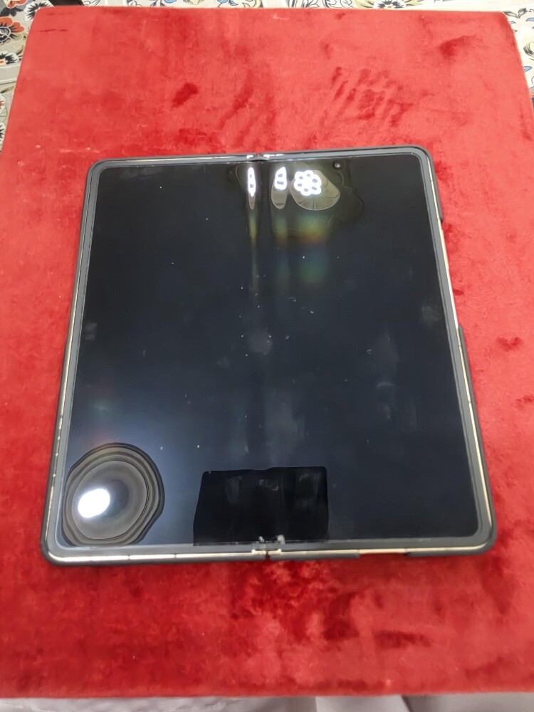 HONOR MAGIC V6 FOLD - 2