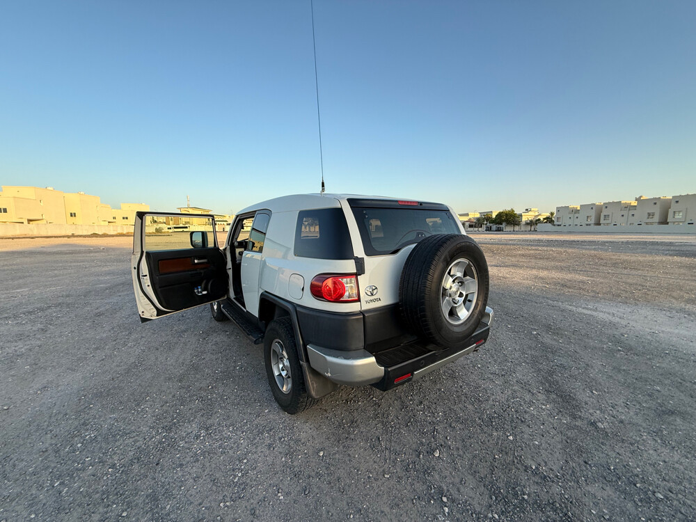 FJ 2008 for urgent sale - 3
