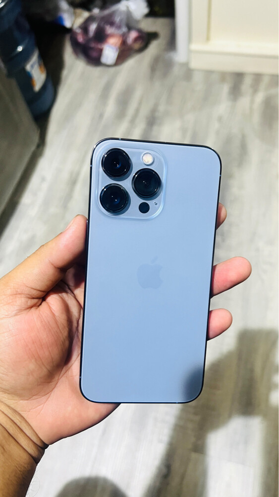 Iphone 13 pro  - 1