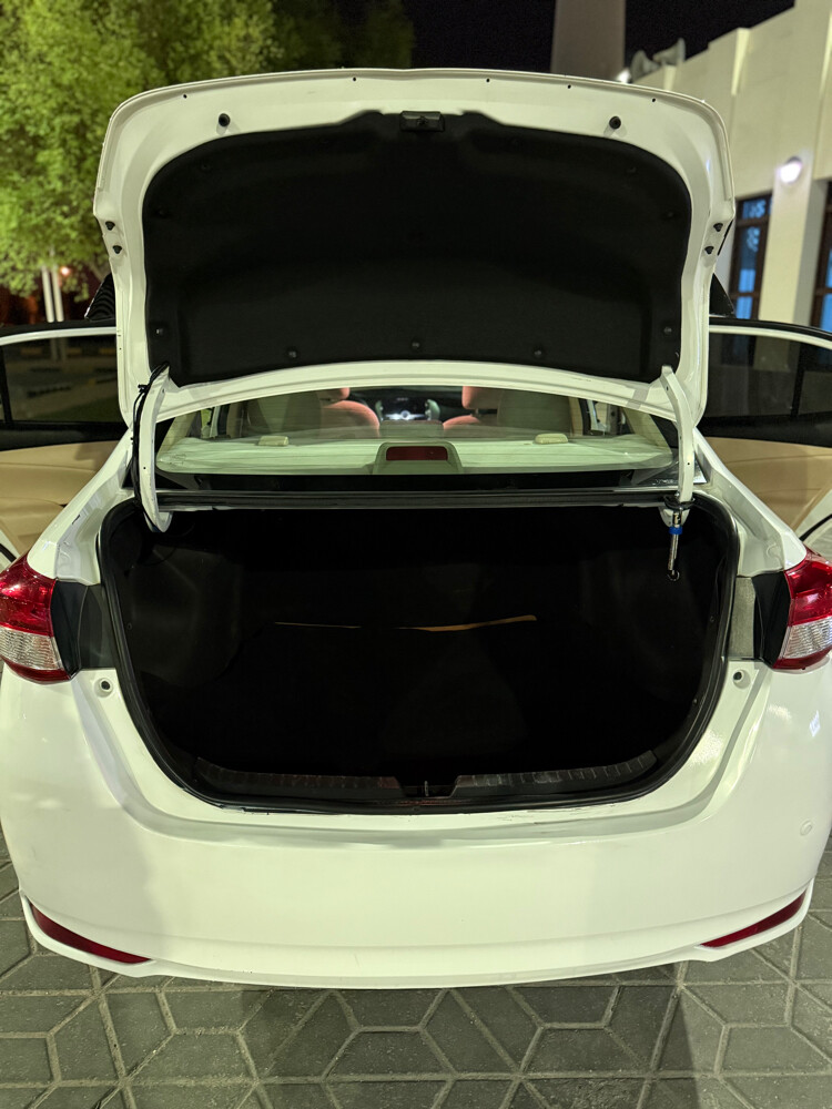 Toyota Yaris 2019  - 8